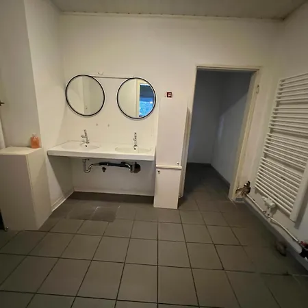 Tl Gastzimmer 1 Проживание в семье Франкфурт-на-Майне